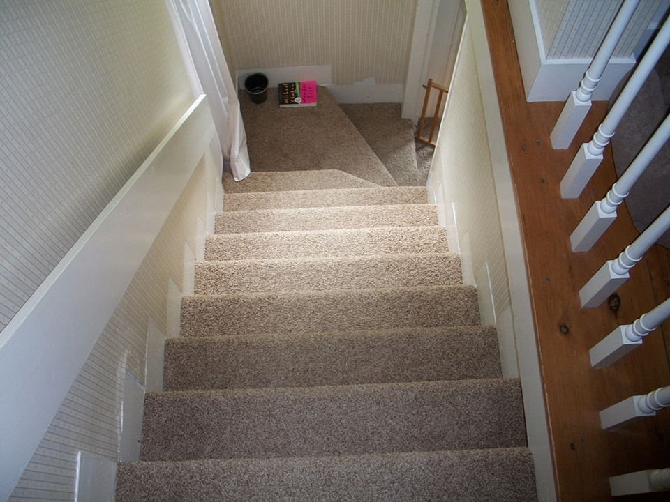 Floor Tile, Hardwood Flooring, Vinyl Flooring, Carpeting